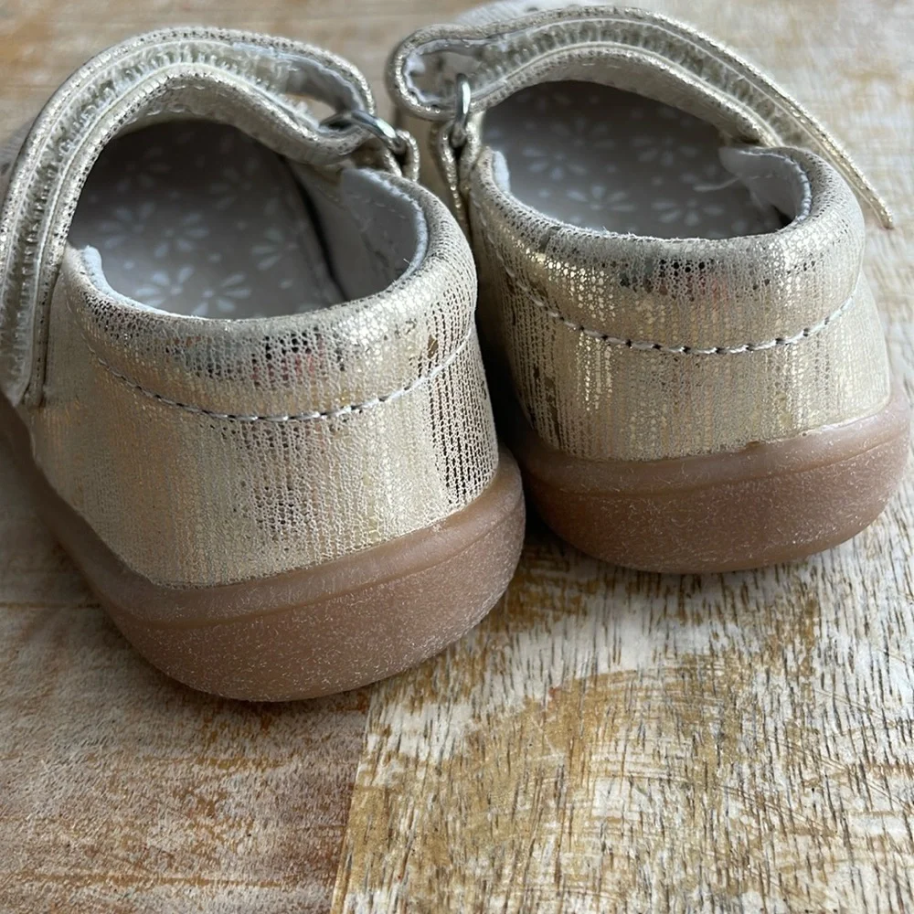 See Kai Run Gold Tone Hook-and-Loop Mary Janes - Picture 3 of 8